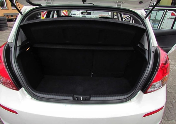 Hyundai i20 cena 18800 przebieg: 216000, rok produkcji 2013 z Ropczyce małe 172